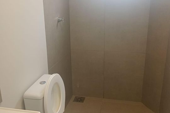 Banheiro de apartamento para alugar com 2 quartos, 64m² em Santa Cruz, Gravataí