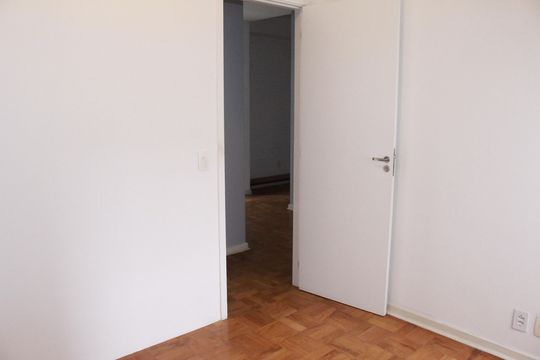 Apartamento para alugar com 3 quartos, 220m² em Higienópolis, São Paulo