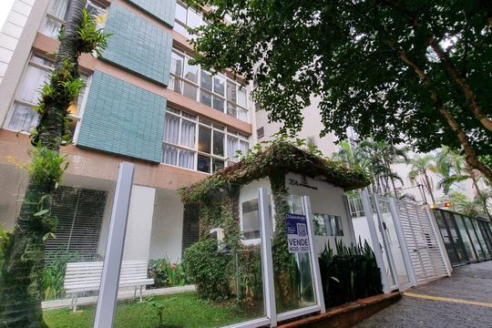 Apartamento para alugar com 3 quartos, 220m² em Higienópolis, São Paulo