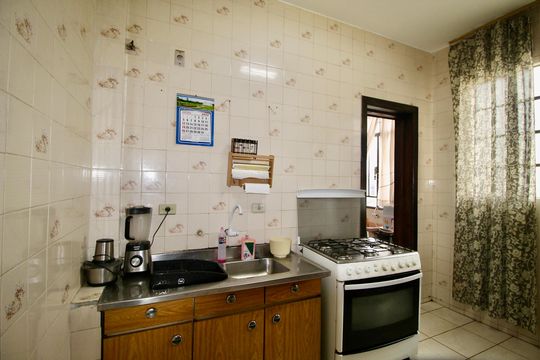 Cozinha de apartamento à venda com 3 quartos, 105m² em Centro, Curitiba