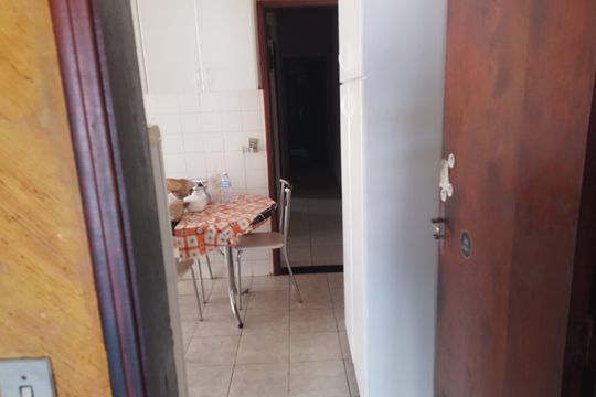 Cozinha de casa para alugar com 2 quartos, 137m² em Parque Pinheiros, Taboão da Serra