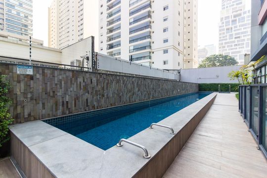 Área comum - Piscina de apartamento para alugar com 2 quartos, 70m² em Pinheiros, São Paulo
