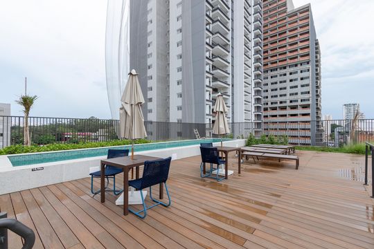 Piscina de kitnet/studio para alugar com 1 quarto, 33m² em Santo Amaro, São Paulo