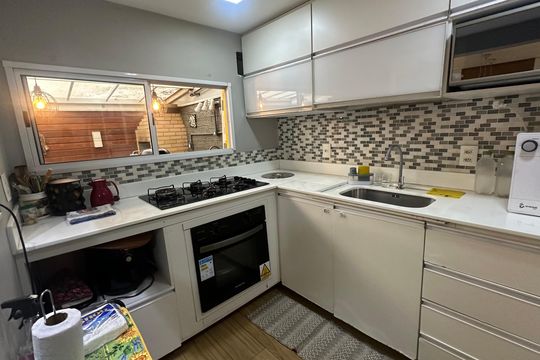 Cozinha de casa de condomínio à venda com 3 quartos, 85m² em Vargem Grande, Rio de Janeiro