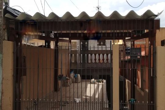 Fachada de casa à venda com 3 quartos, 119m² em Limão, São Paulo