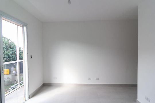 Quarto 1 - Suíte 1 de casa de condomínio para alugar com 2 quartos, 72m² em Jardim Ubirajara, São Paulo