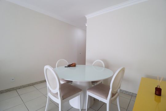 Sala de apartamento para alugar com 3 quartos, 89m² em Centro, Uberlândia
