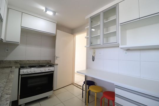 Cozinha de apartamento para alugar com 3 quartos, 89m² em Centro, Uberlândia