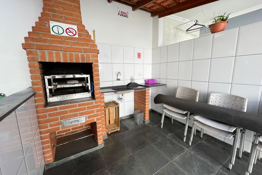 Churrasqueira de casa à venda com 4 quartos, 250m² em Vila Nova Alba, São Paulo