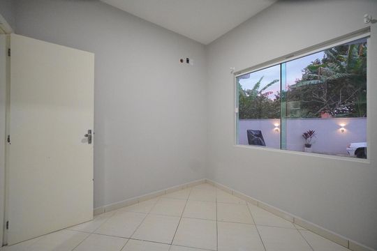Quarto 1 de apartamento para alugar com 2 quartos, 60m² em Ingleses do Rio Vermelho, Florianópolis