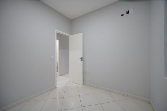 Quarto 1 de apartamento para alugar com 2 quartos, 60m² em Ingleses do Rio Vermelho, Florianópolis