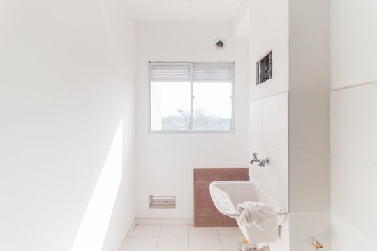 Área de Serviço de apartamento para alugar com 2 quartos, 68m² em Vila Santa Maria, Poá