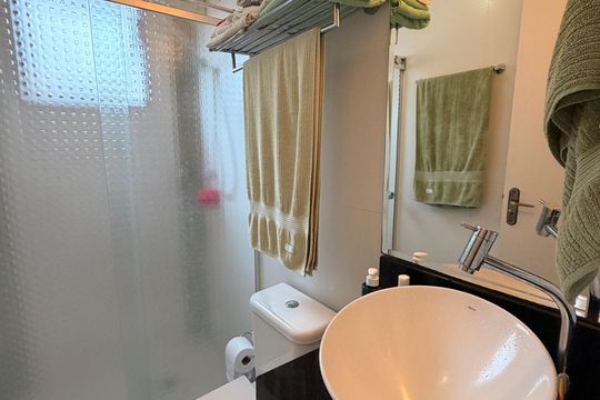 Banheiro Social de apartamento à venda com 2 quartos, 50m² em Vila Arens/vila Progresso, Jundiaí