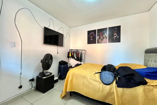 Quarto Casa 3 de casa à venda com 4 quartos, 110m² em Vila do Encontro, São Paulo