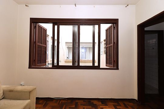 Janela da Sala de apartamento à venda com 2 quartos, 63m² em São Geraldo, Porto Alegre