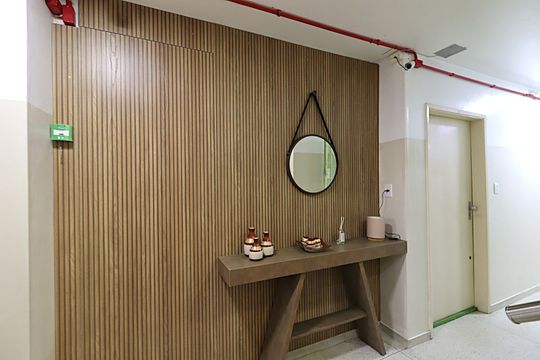  Hall de entrada de apartamento à venda com 2 quartos, 63m² em São Geraldo, Porto Alegre