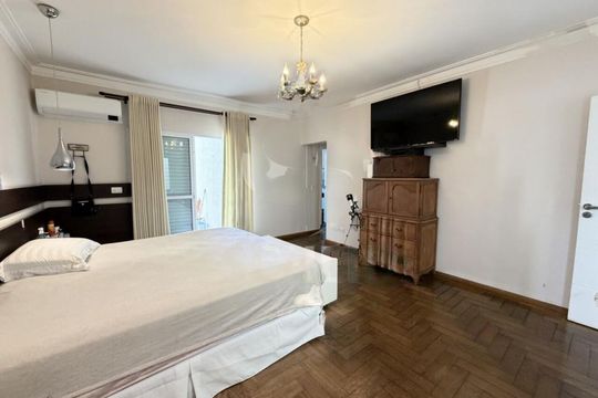 Casa à venda com 5 quartos, 528m² em Jardim Prudência, São Paulo