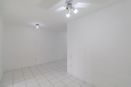 Sala de apartamento para alugar com 2 quartos, 52m² em Vila Silvia, São Paulo
