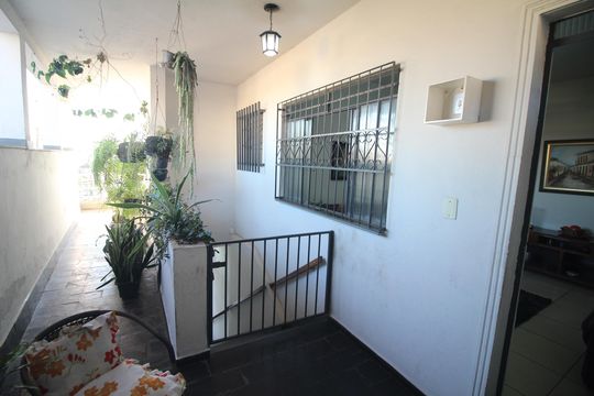 Quintal de casa à venda com 3 quartos, 360m² em Eldorado, Contagem