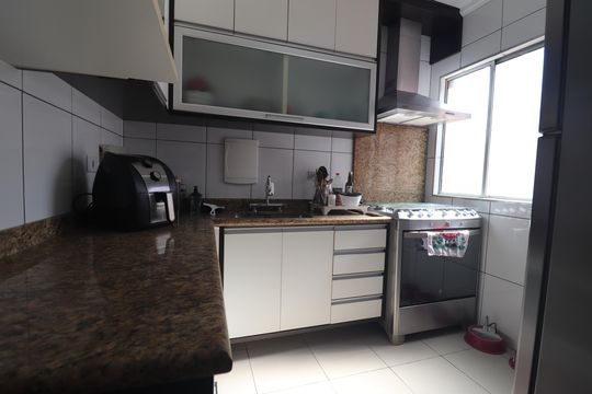 Cozinha de apartamento à venda com 2 quartos, 55m² em Utinga, Santo André