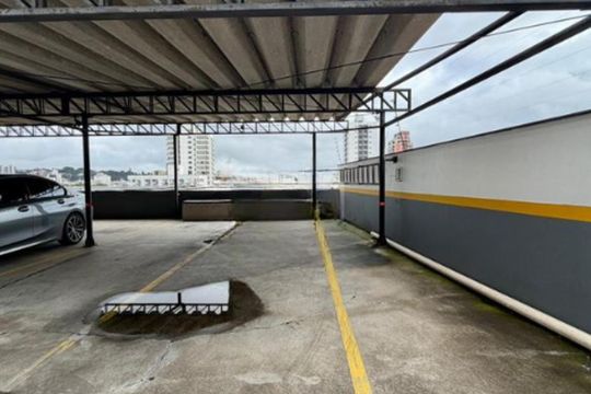 Área externa de apartamento para alugar com 2 quartos, 65m² em Jardim Botânico, Porto Alegre