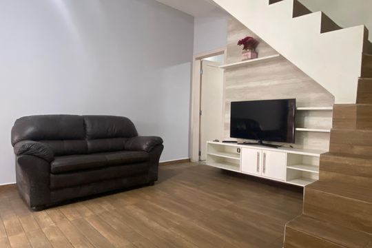 Sala de casa à venda com 2 quartos, 145m² em Centro, Osasco