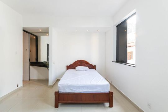 Studio de kitnet/studio para alugar com 1 quarto, 38m² em Tijuca, Rio de Janeiro
