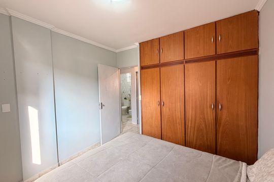Quarto 1 de apartamento à venda com 2 quartos, 65m² em Vila Rami, Jundiaí