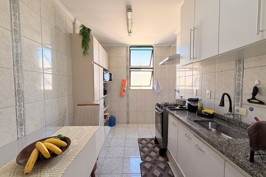 Cozinha de apartamento à venda com 2 quartos, 65m² em Vila Rami, Jundiaí