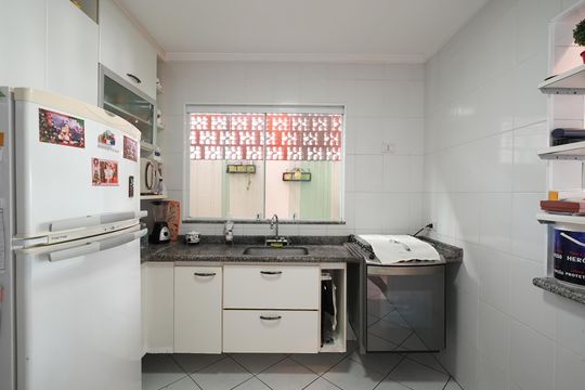 Cozinha de casa à venda com 3 quartos, 137m² em Vila Metalúrgica, Santo André