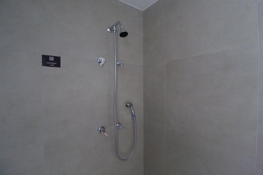 Banheiro da Suíte de apartamento à venda com 1 quarto, 33m² em Indianópolis, São Paulo