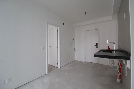 Sala/Cozinha de apartamento à venda com 1 quarto, 33m² em Indianópolis, São Paulo