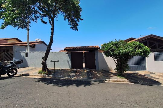 Casa à venda com 2 quartos, 140m² em Jardim das Vitorias Regias, Valinhos