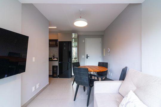 Sala de apartamento para alugar com 2 quartos, 40m² em Moema, São Paulo