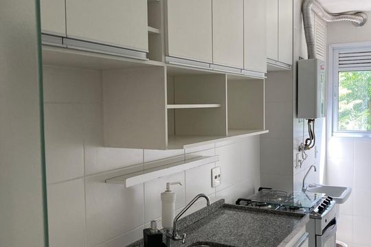 Cozinha de apartamento à venda com 2 quartos, 54m² em Parque Uniao, Jundiaí
