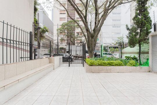 Entrada de apartamento à venda com 2 quartos, 80m² em Paraíso, São Paulo