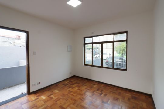 Sala de casa à venda com 3 quartos, 130m² em Cipava, Osasco
