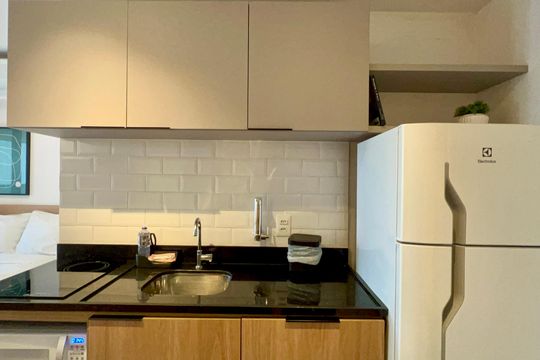 Cozinha de kitnet/studio à venda com 1 quarto, 26m² em Sumarezinho, São Paulo