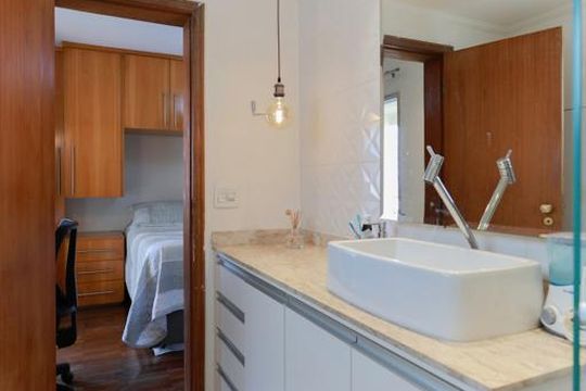 Banheiro da suíte de apartamento para alugar com 3 quartos, 90m² em Chora Menino, São Paulo