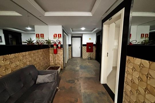 Área comum de apartamento para alugar com 3 quartos, 101m² em Jardim São Pedro, Porto Alegre