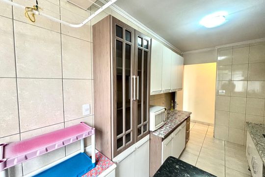 Cozinha de apartamento à venda com 2 quartos, 54m² em Vila Sílvia, São Paulo