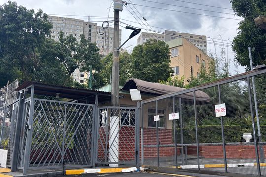 Fachada de apartamento à venda com 2 quartos, 54m² em Vila Sílvia, São Paulo