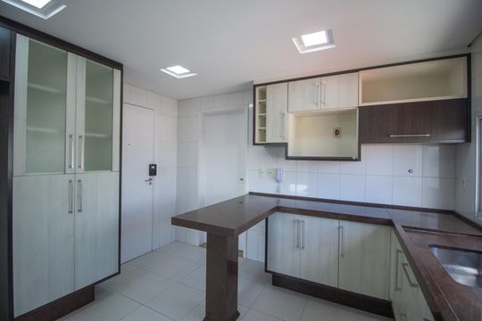 Cozinha  de apartamento para alugar com 4 quartos, 142m² em Jardim Paulistano, Sorocaba