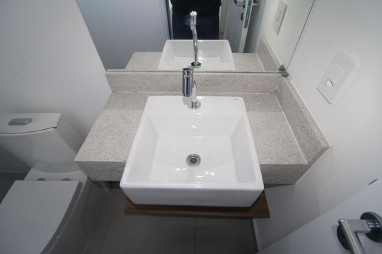 Banheiro de apartamento à venda com 1 quarto, 36m² em Santana, São Paulo