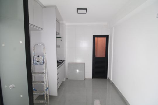Sala / Cozinha de apartamento para alugar com 1 quarto, 37m² em Vila Dom Pedro Ii, São Paulo