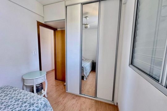 Quarto  de apartamento à venda com 4 quartos, 140m² em Castelo, Belo Horizonte