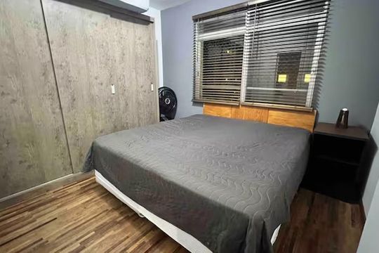 Quarto de apartamento à venda com 3 quartos, 120m² em Vila Nova Conceição, São Paulo