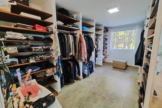 Casa à venda com 4 quartos, 856m² em Interlagos, São Paulo