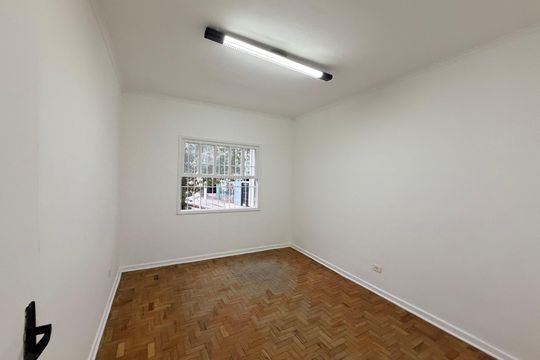 Quarto 2 de casa para alugar com 2 quartos, 130m² em Parque Colonial, São Paulo