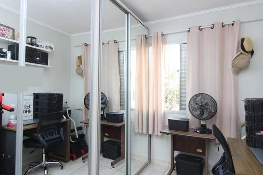 Apartamento à venda com 2 quartos, 58m² em Conjunto Habitacional Padre Jose de Anchieta, São Paulo